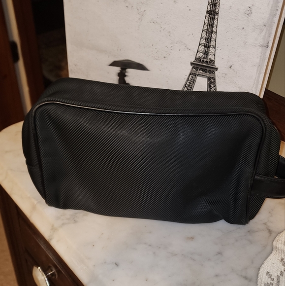 Louis Vuitton Green Taiga Parana Dopp Kit w Leather Handle - Picture 3 of 8